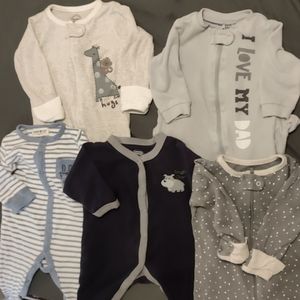 Bundle of 5 Pajama Onsies - size 0-3 months
